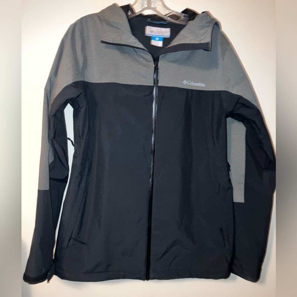 Columbia NWT Omni-Tech Zip-up Jacket -